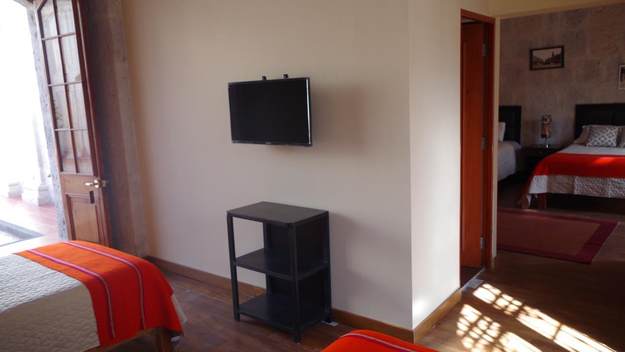 ホテル Casona De Asis アレキパ エクステリア 写真